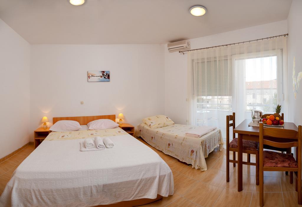Ferienwohnung House Marta Baška Voda Zimmer foto