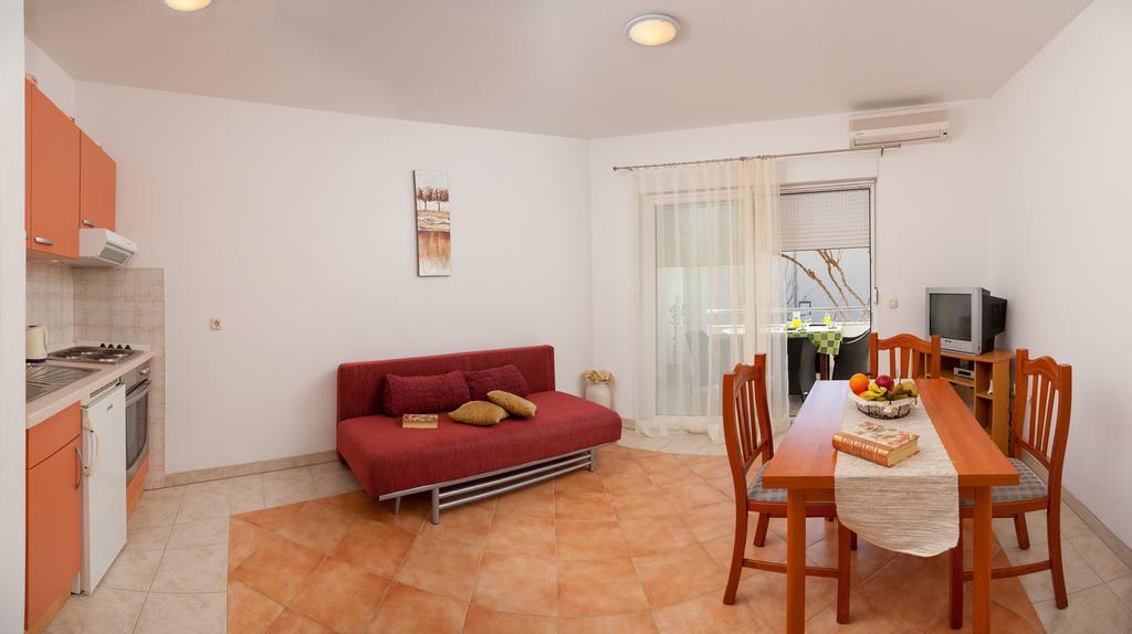 Ferienwohnung House Marta Baška Voda Zimmer foto